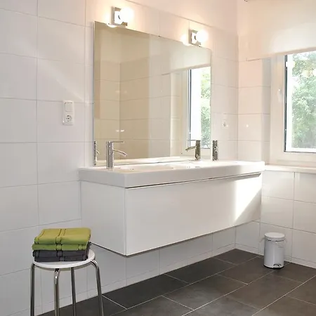 Ferienwohnung direkt in Sassnitz Zimmer foto