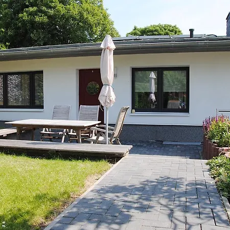 Ferienwohnung direkt in Sassnitz Zimmer foto